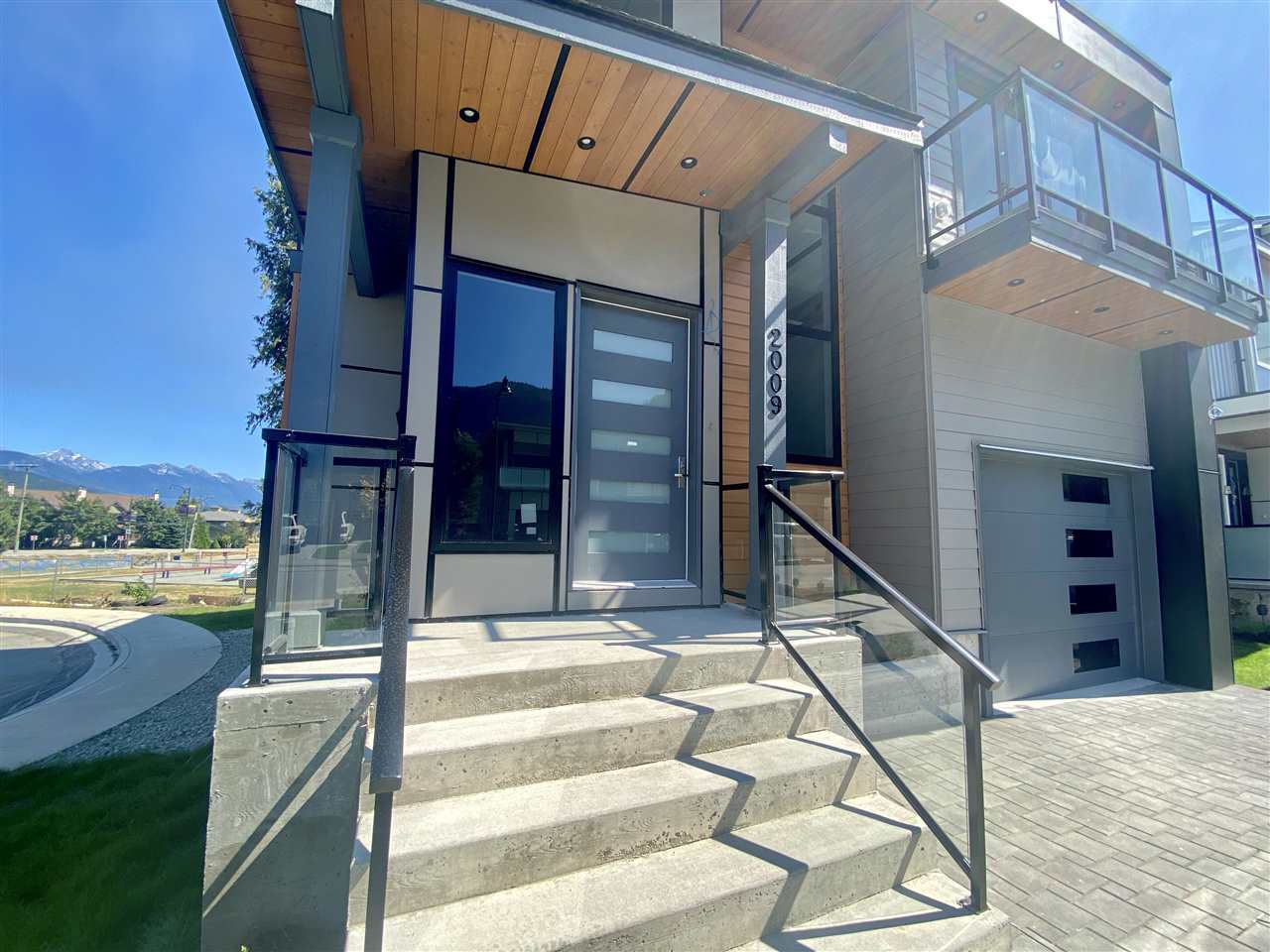 Maplecrest - Photo 13